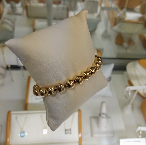 8mm beaded GF stretch bracelets - Picture 5 of 9